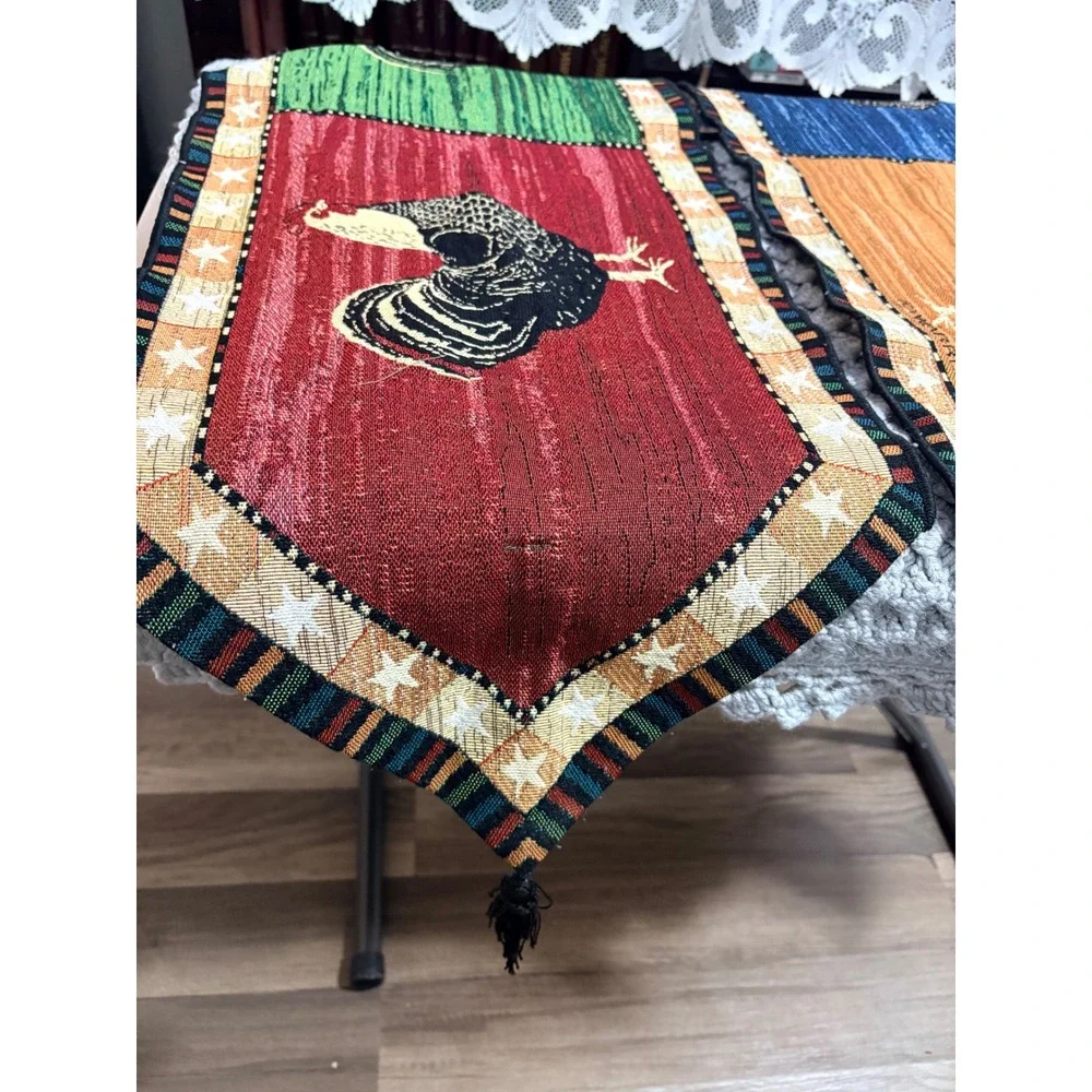 Warren Kimble Rooster Tapestry Table Runner Folk Art Farmhouse Star and Tassel‎